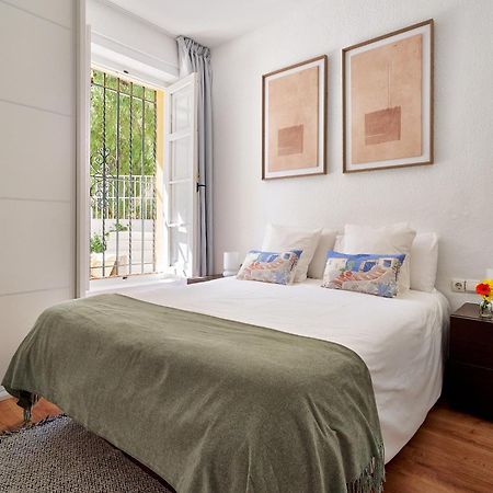 Villa Rosita Suites En Playa De La Malagueta Con Terraza Malaga Zewnętrze zdjęcie