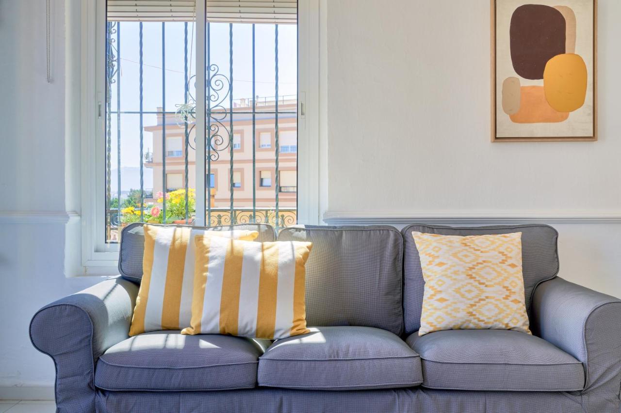 Villa Rosita Suites En Playa De La Malagueta Con Terraza Malaga Zewnętrze zdjęcie